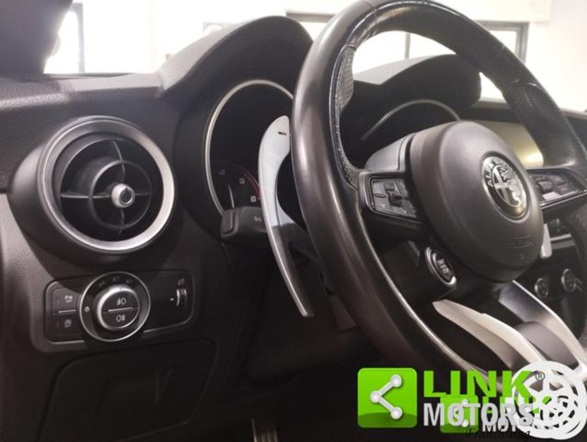 Alfa Romeo Stelvio Stelvio 2.2 Turbodiesel 210 CV AT8 Q4 Veloce (15)