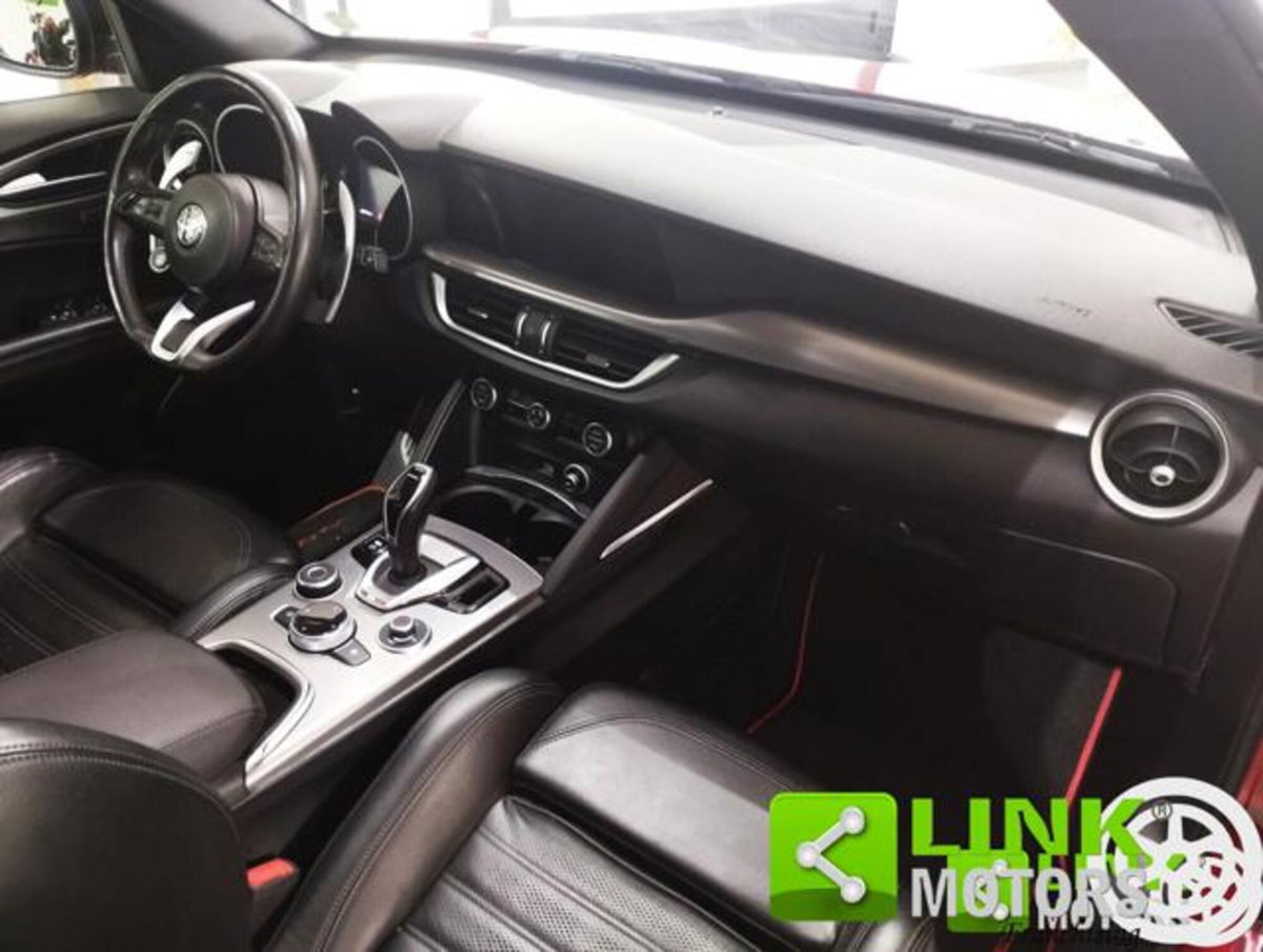 Alfa Romeo Stelvio Stelvio 2.2 Turbodiesel 210 CV AT8 Q4 Veloce (16)