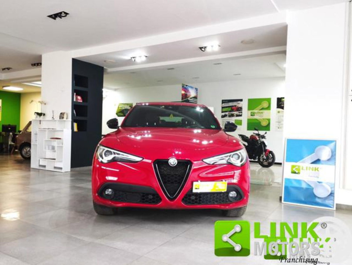 Alfa Romeo Stelvio Stelvio 2.2 Turbodiesel 210 CV AT8 Q4 Veloce (2)