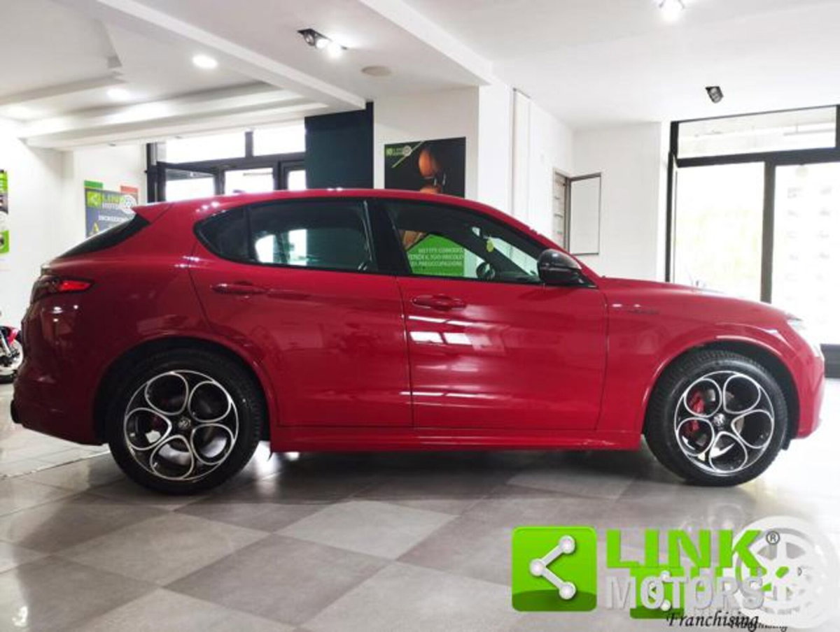 Alfa Romeo Stelvio Stelvio 2.2 Turbodiesel 210 CV AT8 Q4 Veloce (4)