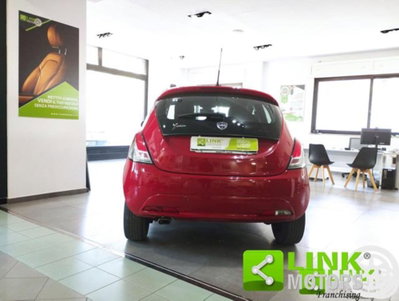 Lancia Ypsilon 1.2 69 CV 5 porte GPL Ecochic Gold (5)