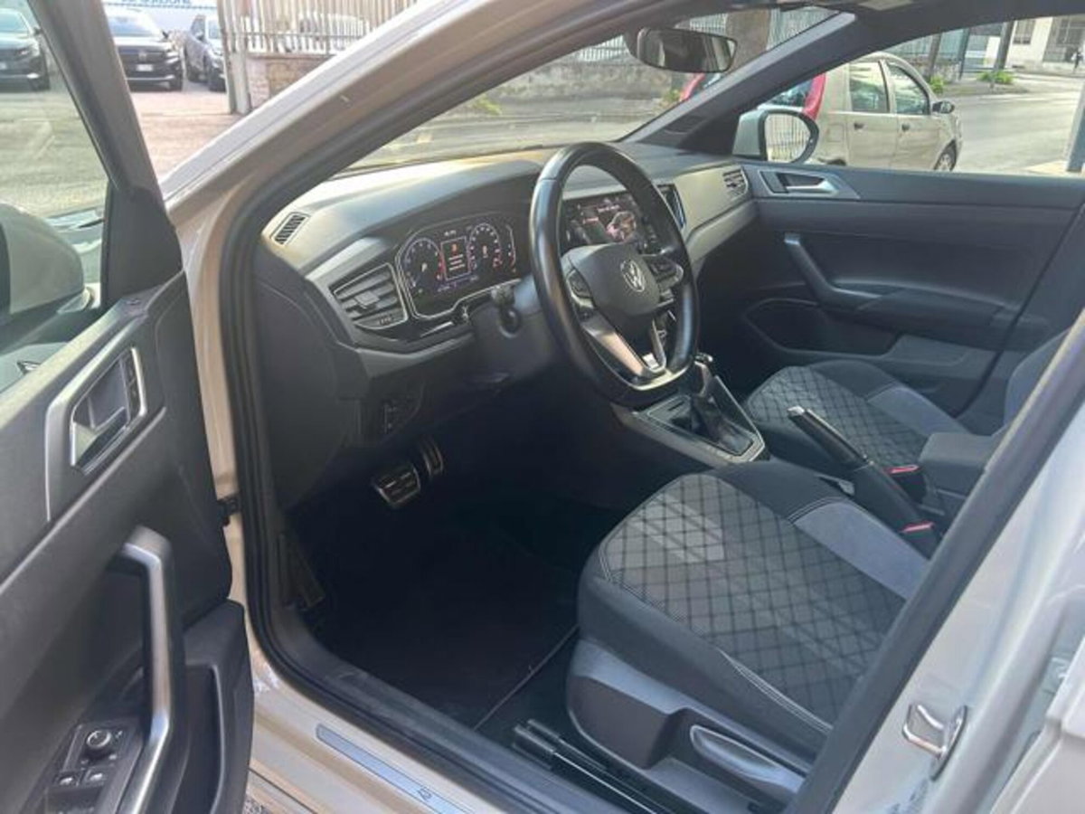 Volkswagen Taigo 1.0 TSI 110 CV DSG R-Line (8)