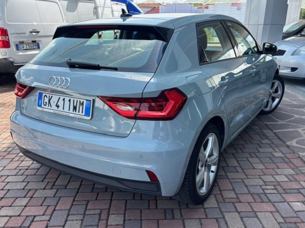 Audi A1 Sportback 25 TFSI Admired (4)