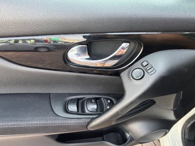 Nissan Qashqai 1.6 dCi 4WD Tekna (10)