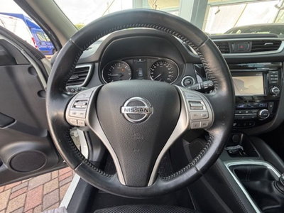 Nissan Qashqai 1.6 dCi 4WD Tekna (12)