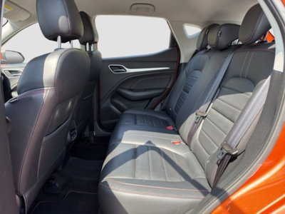 Mg ZS ZS 1.5 Luxury (11)