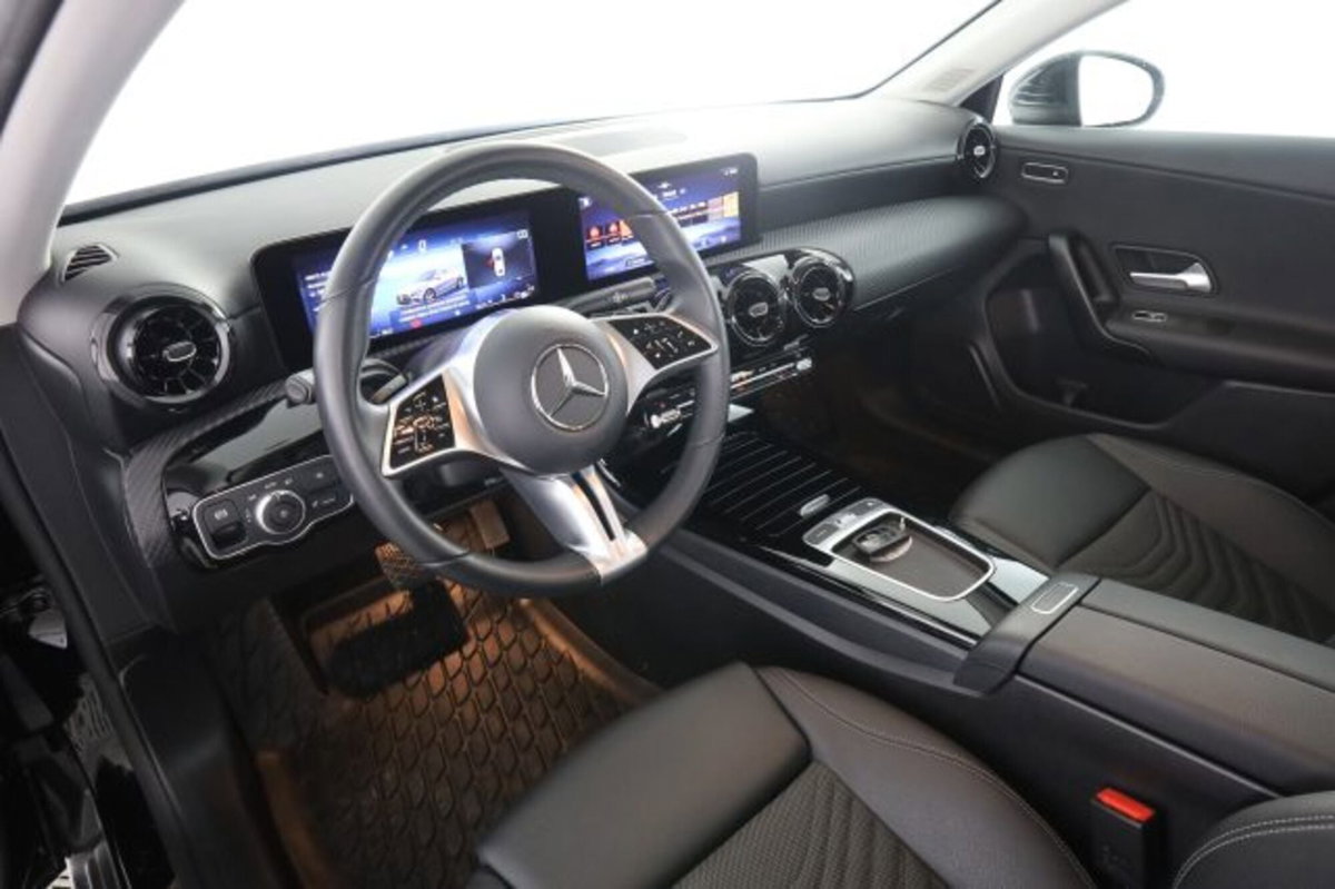 Mercedes-Benz Classe A Sedan 180 d Progressive Advanced Plus auto