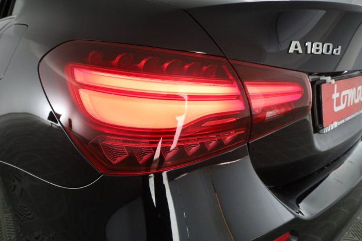 Mercedes-Benz Classe A Sedan 180 d Progressive Advanced Plus auto (10)