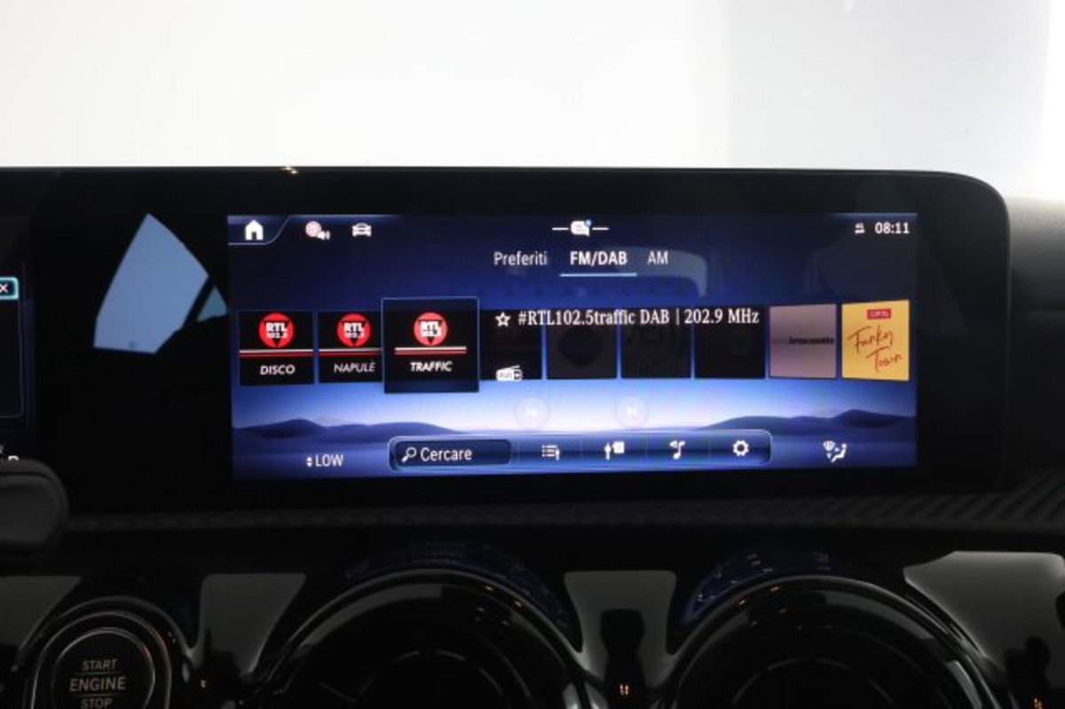 Mercedes-Benz Classe A Sedan 180 d Progressive Advanced Plus auto (11)