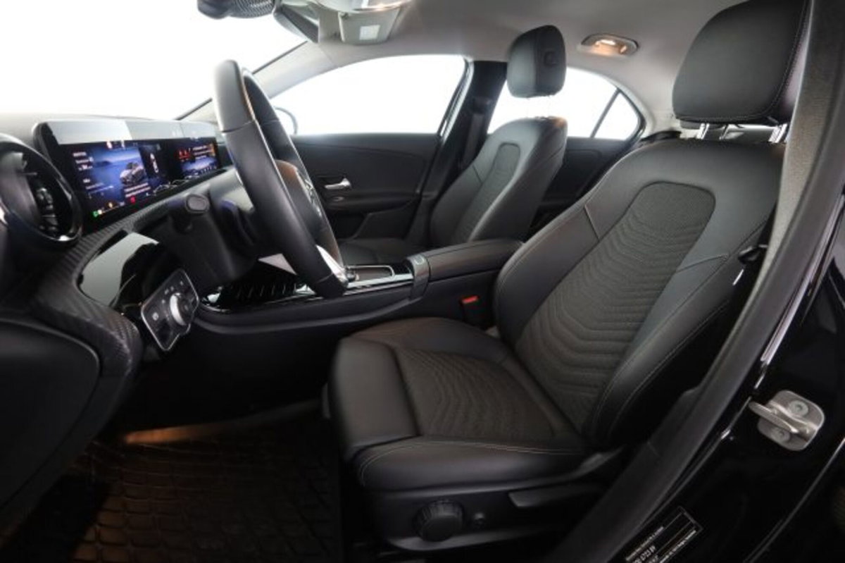 Mercedes-Benz Classe A Sedan 180 d Progressive Advanced Plus auto (2)