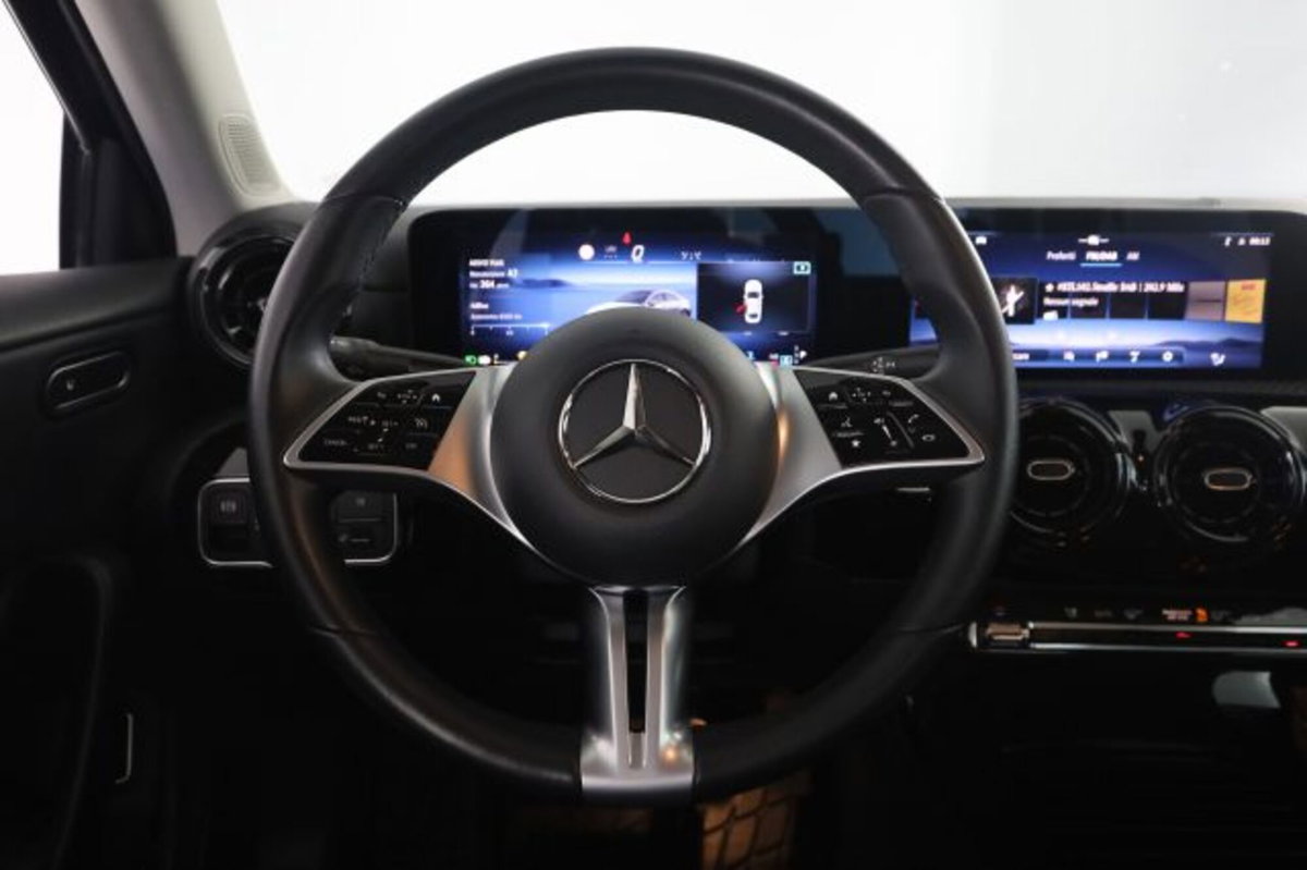 Mercedes-Benz Classe A Sedan 180 d Progressive Advanced Plus auto (5)