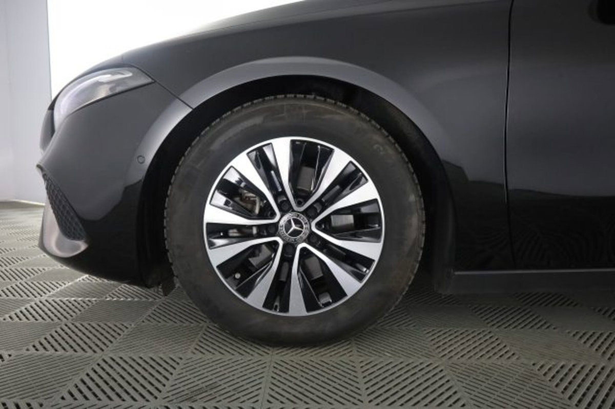 Mercedes-Benz Classe A Sedan 180 d Progressive Advanced Plus auto (8)