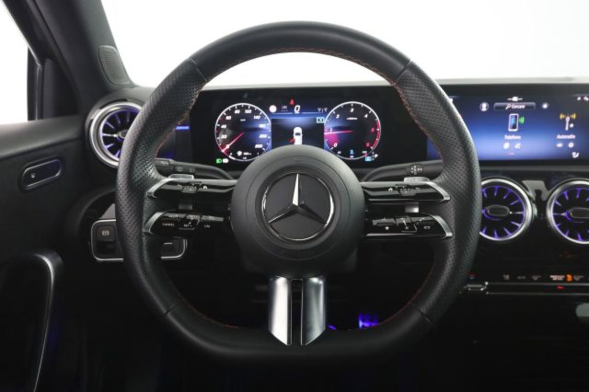 Mercedes-Benz Classe A 200 d AMG Line Advanced Plus auto (5)
