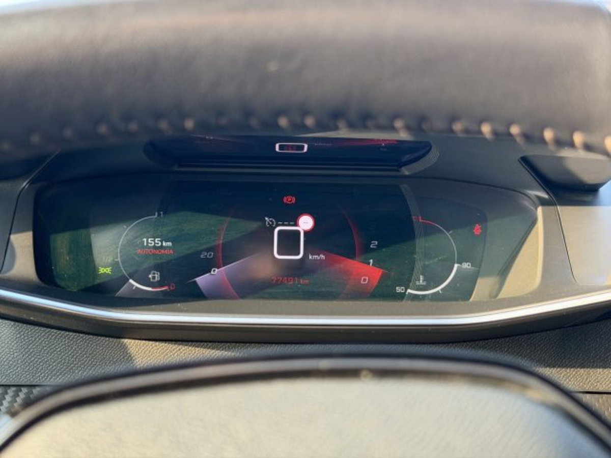 Peugeot 2008 PureTech 100 S&S Allure Pack (15)