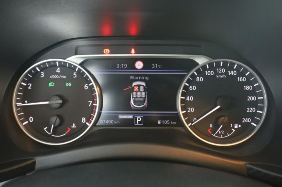 Nissan Juke 1.0 dig-t N-Connecta 114cv dct (7)
