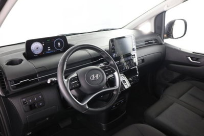 Hyundai Staria 2.2 2wd auto usata