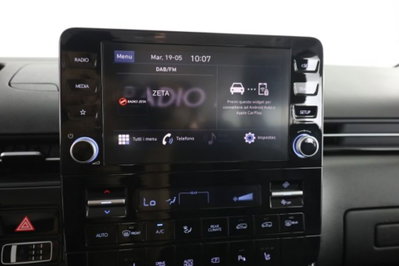 Hyundai Staria 2.2 2wd auto (12)