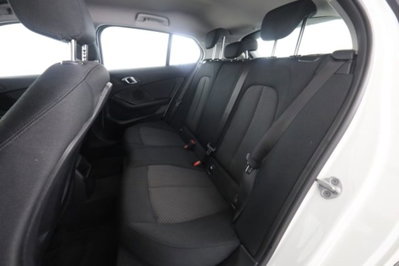 BMW Serie 1 116d 2.0 116CV cat 5 porte Attiva DPF (3)