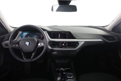 BMW Serie 1 116d 2.0 116CV cat 5 porte Attiva DPF (4)