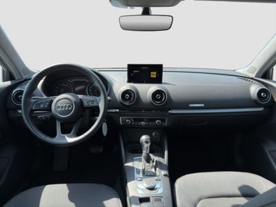 Audi A3 Sportback 35 TFSI COD S tronic Business (12)