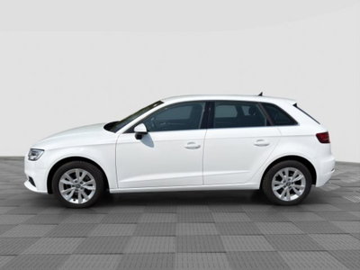 Audi A3 Sportback 35 TFSI COD S tronic Business (2)