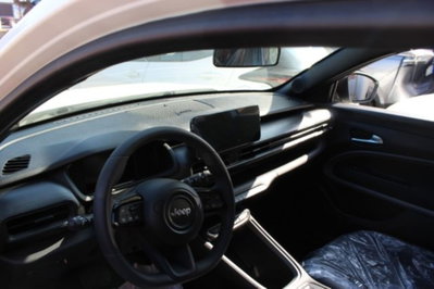 Jeep Avenger 1.2 turbo Longitude fwd 100cv (5)