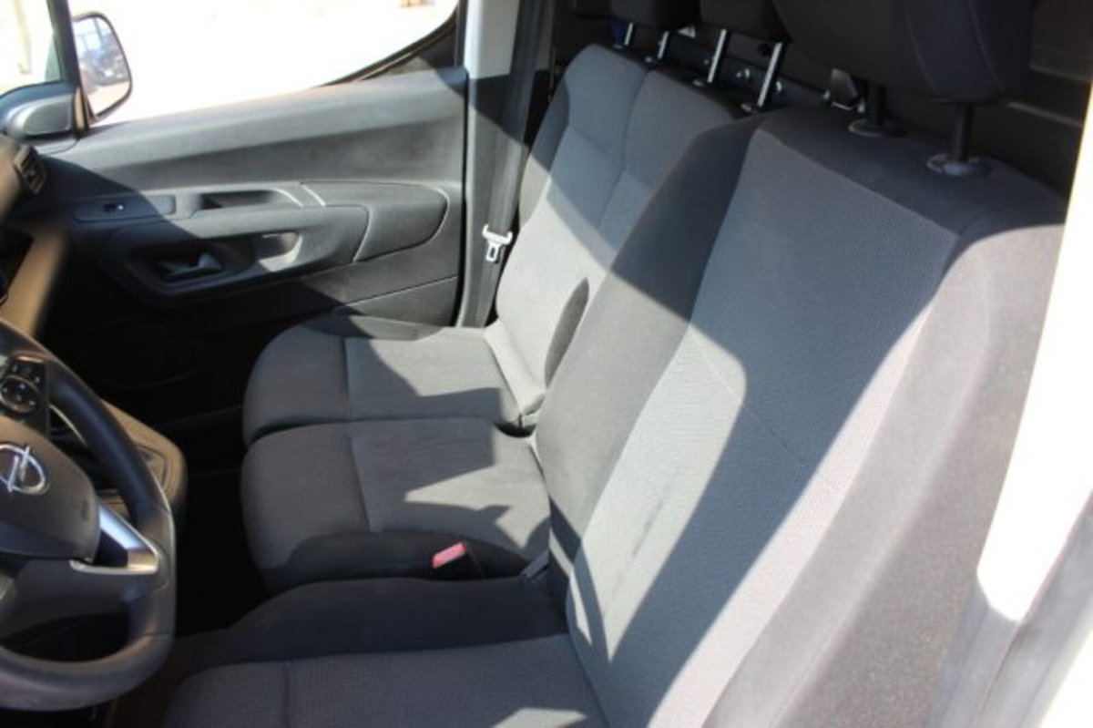 Opel Combo Furgone Cargo 1.5 Diesel 100CV PC 1000kg Edition (9)