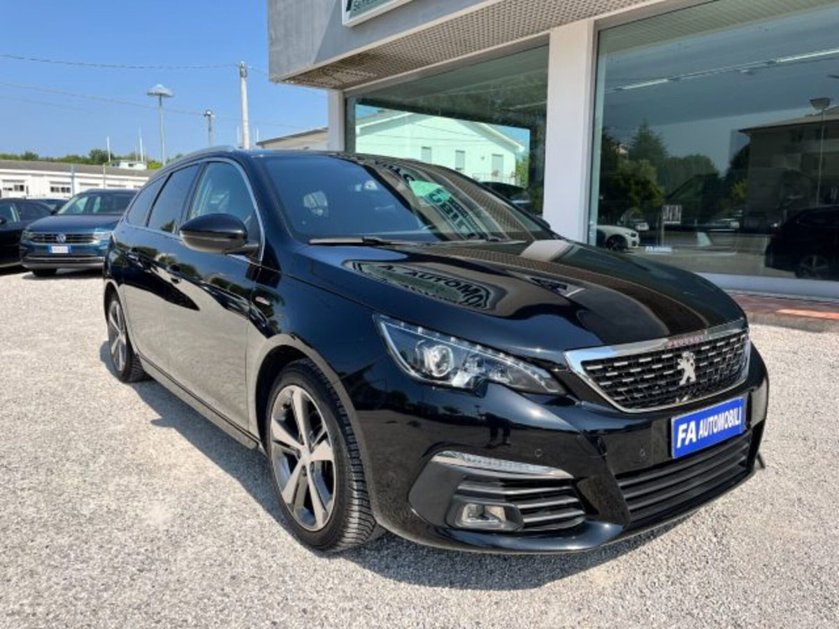 Peugeot 308 SW BlueHDi 130 S&S EAT8 GT Line (4)