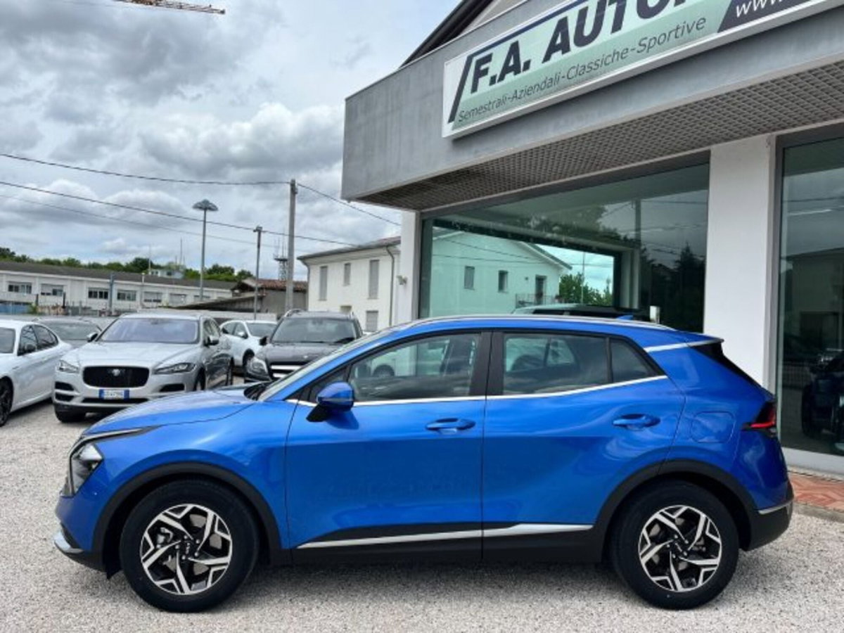 Kia Sportage 1.6 CRDi MHEV Business (10)