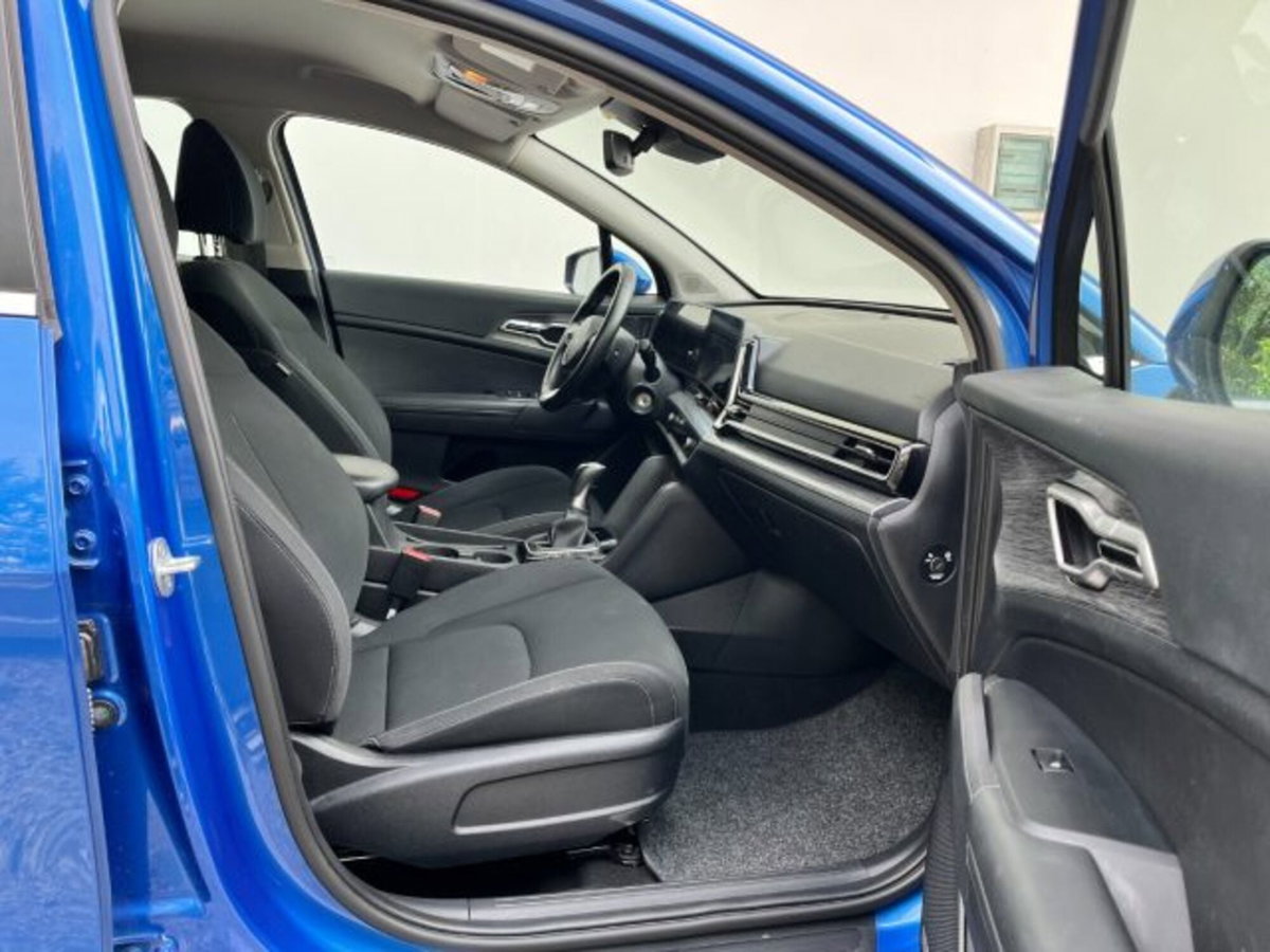 Kia Sportage 1.6 CRDi MHEV Business (8)
