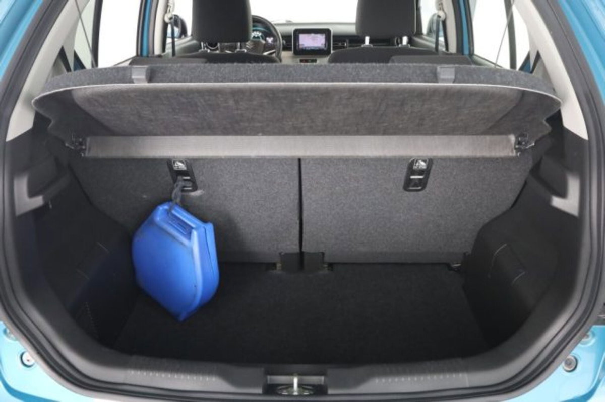 Suzuki Ignis 1.2 Dualjet iTop AGS (6)