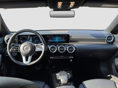 Mercedes-Benz CLA Shooting Brake 200 d Automatic Shooting Brake Executive (12)