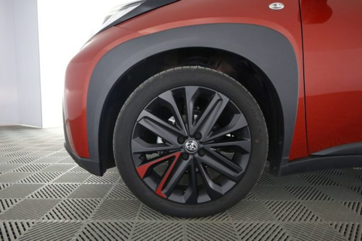 Toyota Aygo X 1.0 Lounge Air 72cv s-cvt (8)