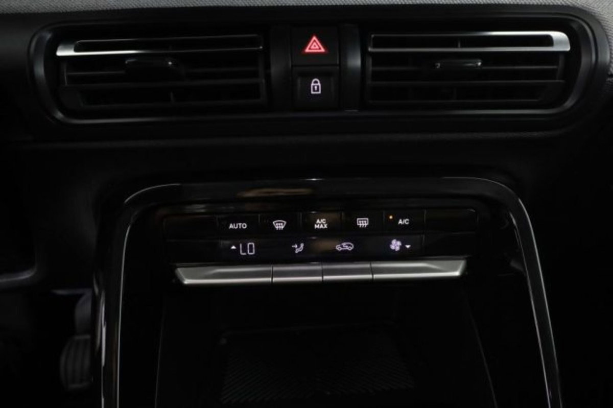 Citroen C3 Aircross 1.2 puretech turbo Plus 100cv (13)