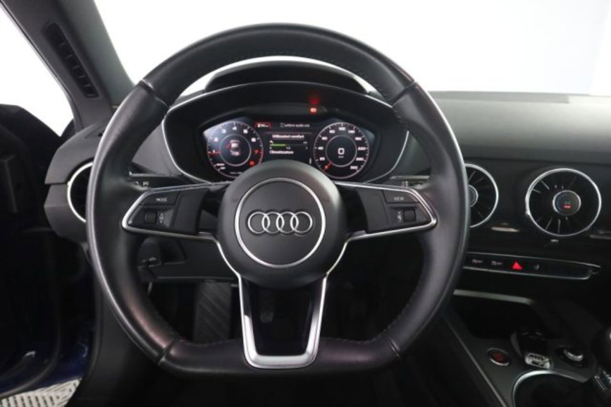 Audi TT Coupé 1.8 TFSI (4)