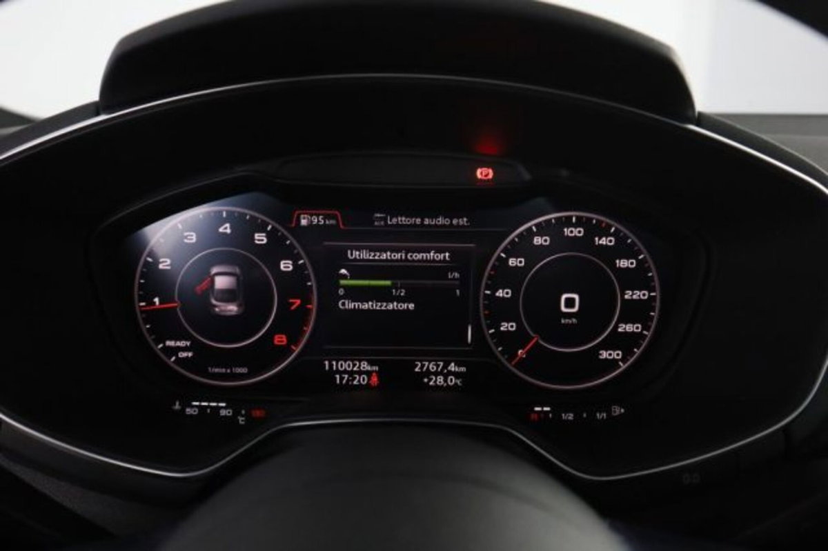 Audi TT Coupé 1.8 TFSI (6)