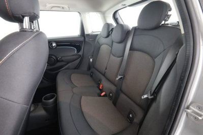 MINI Mini 1.5 Cooper Classic 5 porte (3)