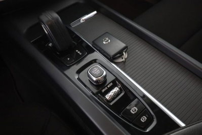 Volvo XC60 B4 (d) AWD Geartronic Business Plus (13)