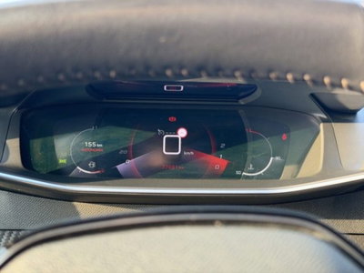 Peugeot 2008 PureTech 100 S&S Allure Pack (15)