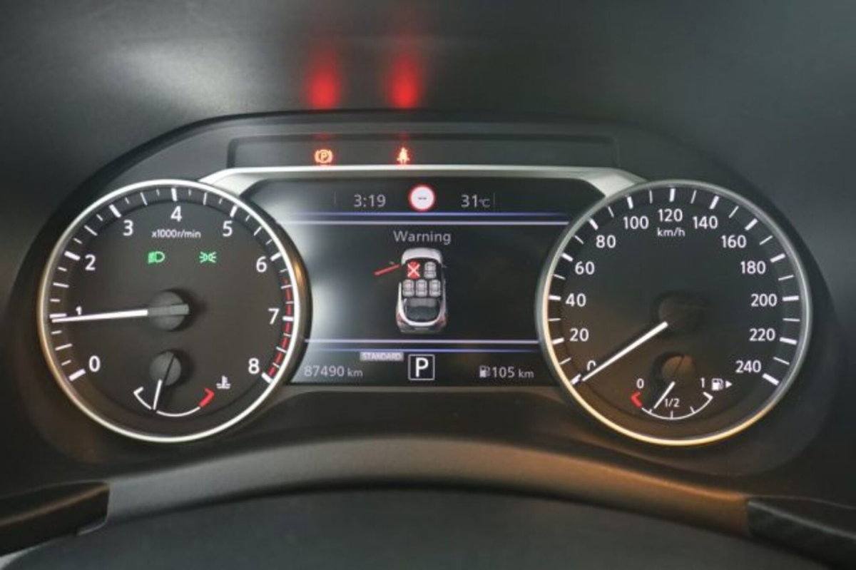 Nissan Juke 1.0 dig-t N-Connecta 114cv dct (7)