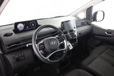 Hyundai Staria 2.2 2wd auto usata