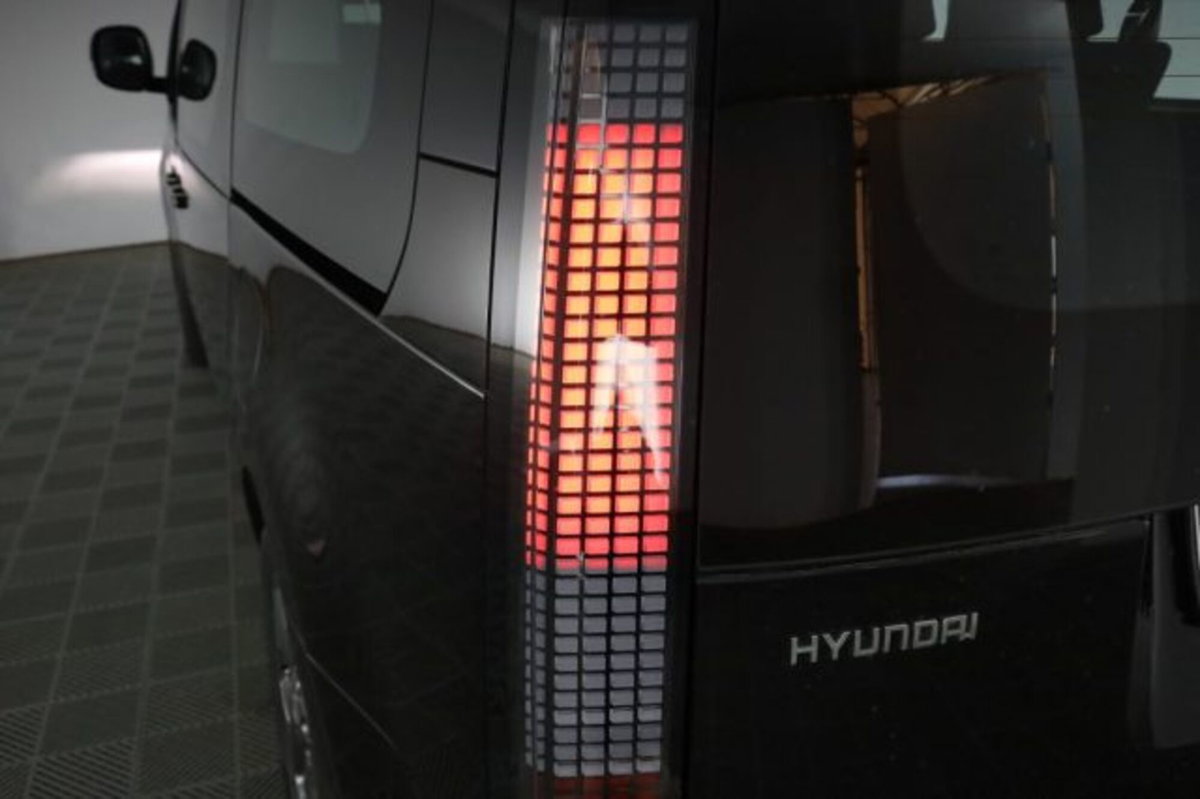 Hyundai Staria 2.2 2wd auto (11)