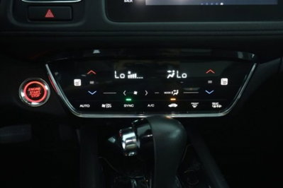 Honda HR-V 1.5 i-VTEC CVT Executive Navi ADAS (13)