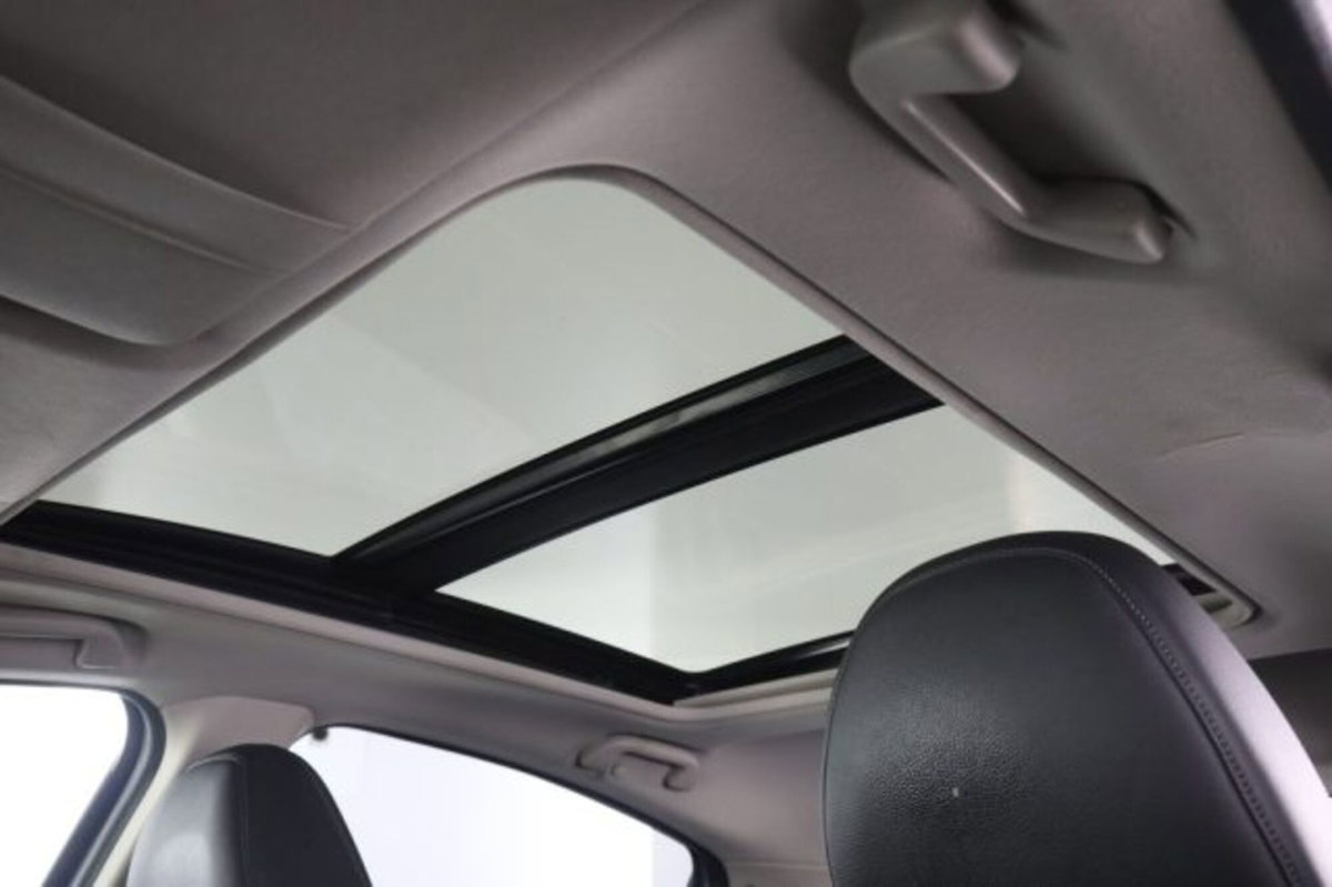 Honda HR-V 1.5 i-VTEC CVT Executive Navi ADAS (15)