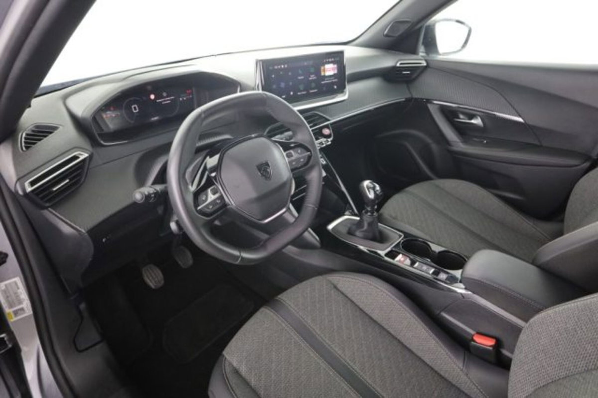 Peugeot 2008 PureTech 100 S&S Allure