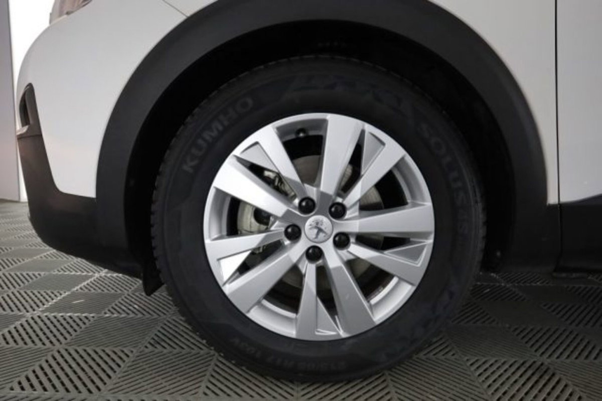 Peugeot 3008 BlueHDi 130 S&S Active (8)