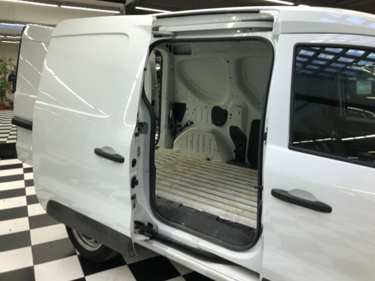 Renault Kangoo Blue dCi 95CV Express Maxi Combi Ice Plus (11)