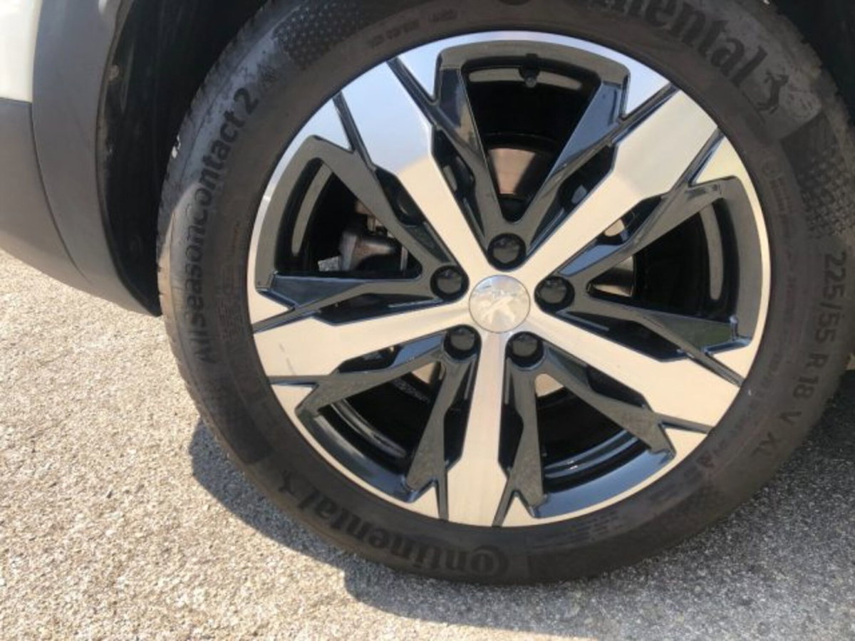 Peugeot 3008 BlueHDi 130 S&S Allure (9)
