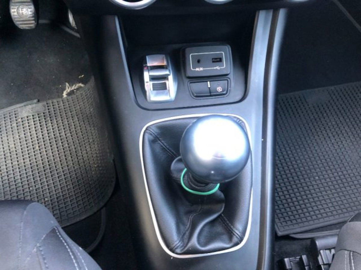 Alfa Romeo Giulietta 1.6 JTDm Super 120cv (14)