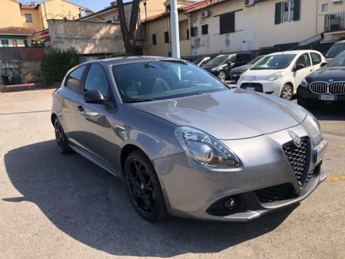 Alfa Romeo Giulietta 1.6 JTDm Super 120cv (2)